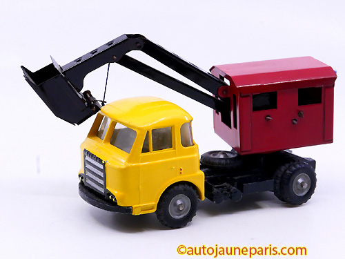 C.I.J. JL20 avec pelle