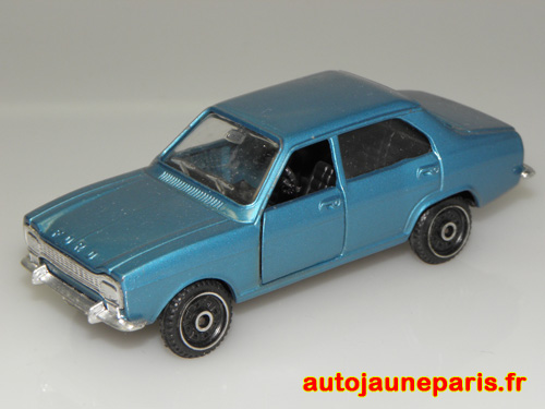 IXO - Voiture de couleur noire Suzuki lapin look – RENAULT 4 - 1